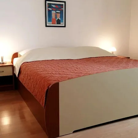 Apartman Borovina Bol