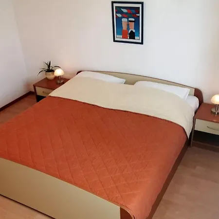 Apartman Borovina Bol