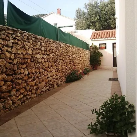 Apartman Borovina *