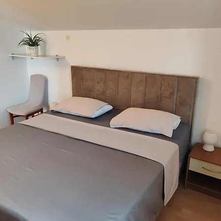 Borovina Lägenhet Bol