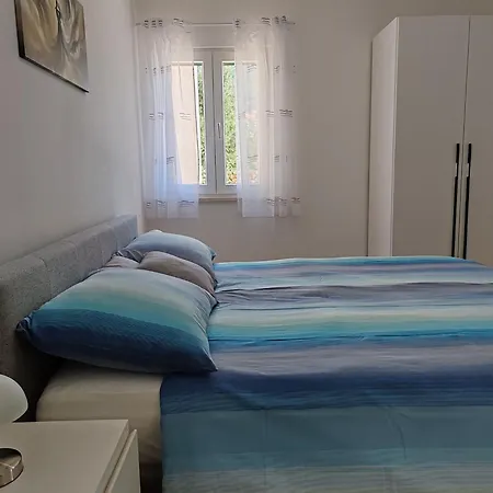 Appartement Borovina Bol