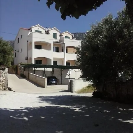 Apartamento Borovina