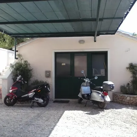 Apartamento Borovina Bol